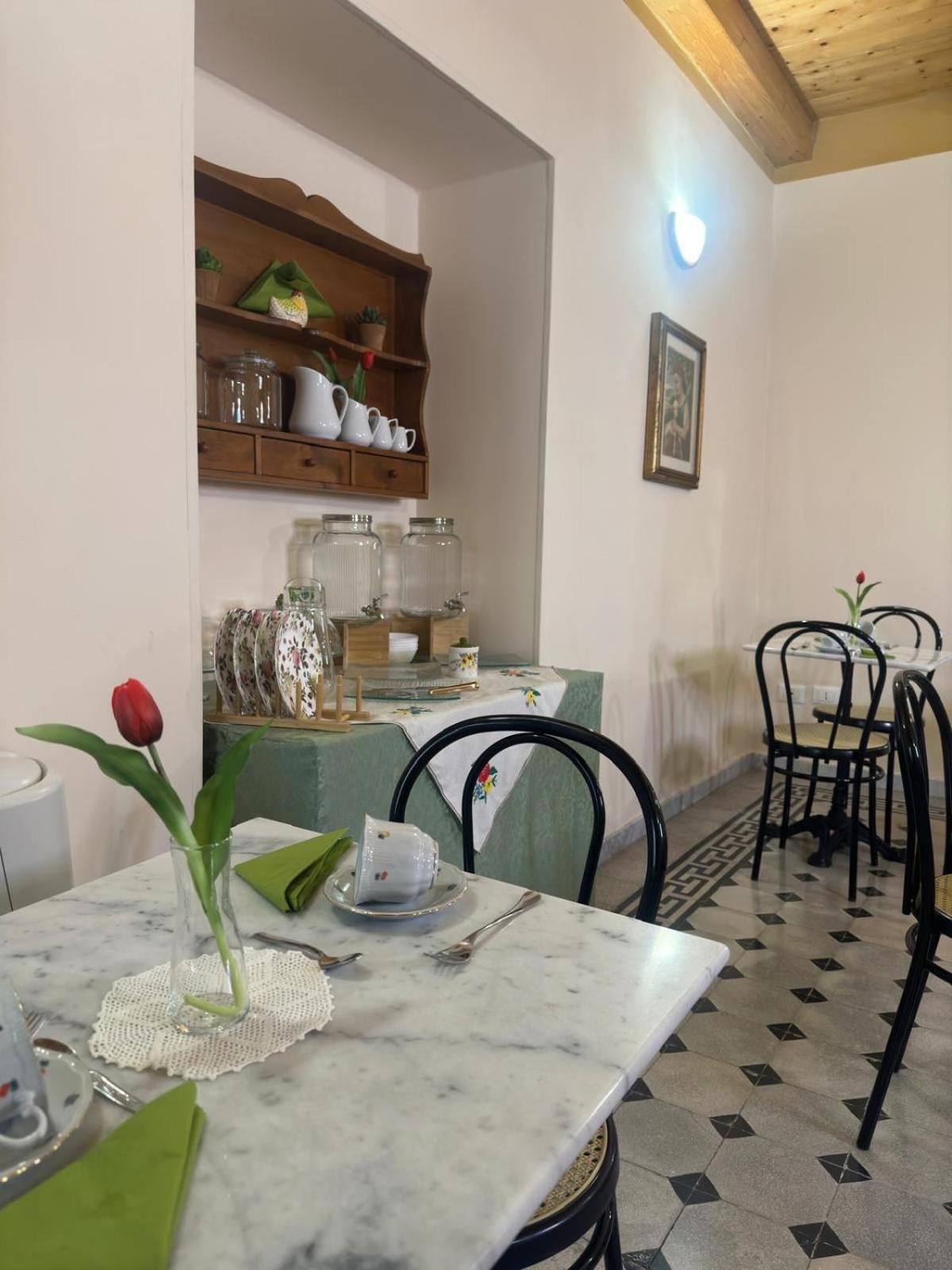 Residenza Gonzaga Hotel Serracapriola Bagian luar foto