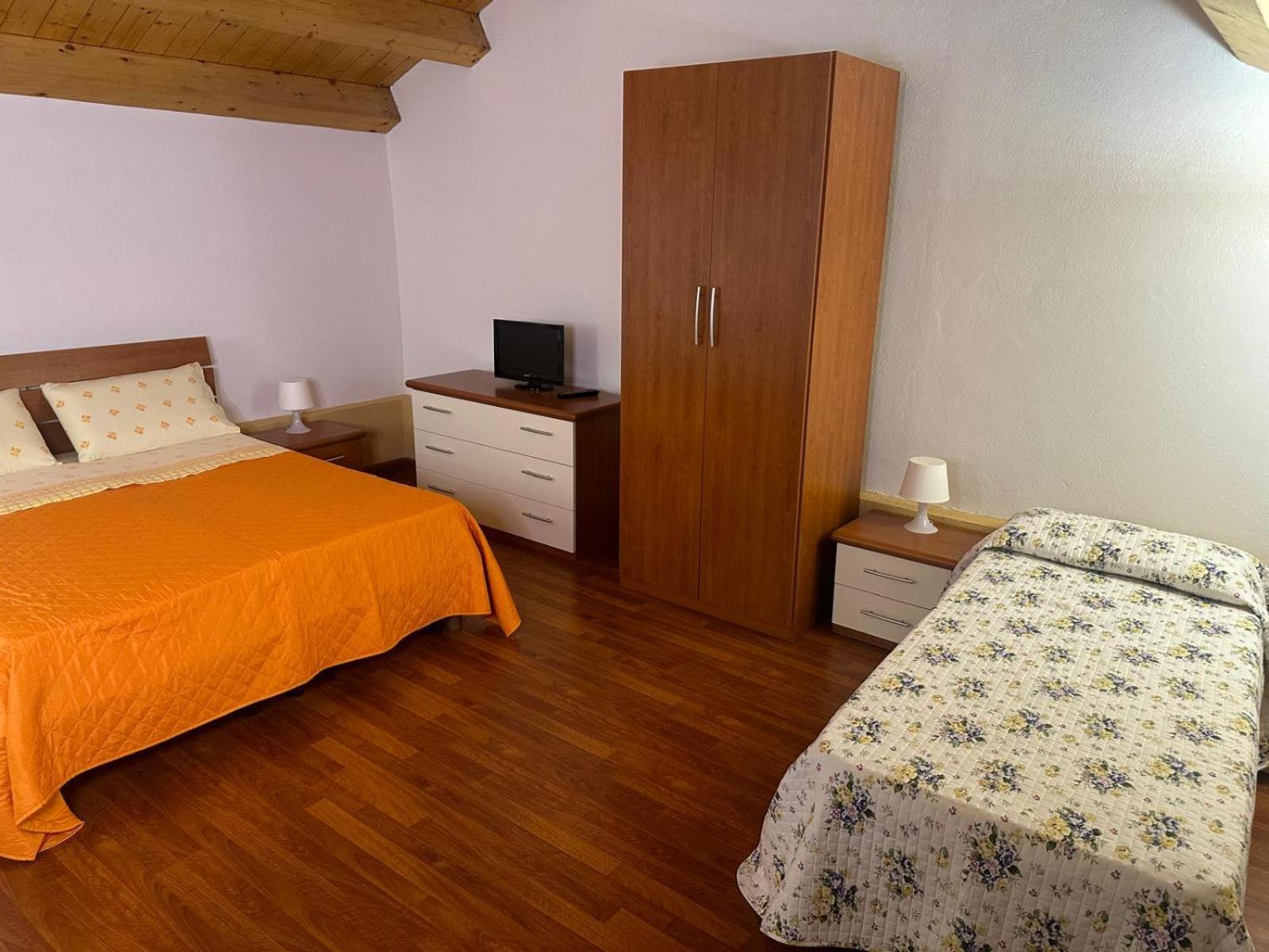 Residenza Gonzaga Hotel Serracapriola Bagian luar foto